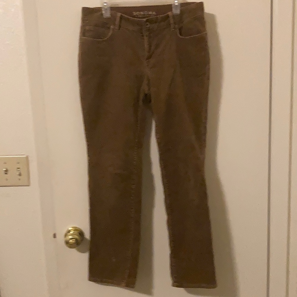 Size 4petite straight mid rise corderoy pants